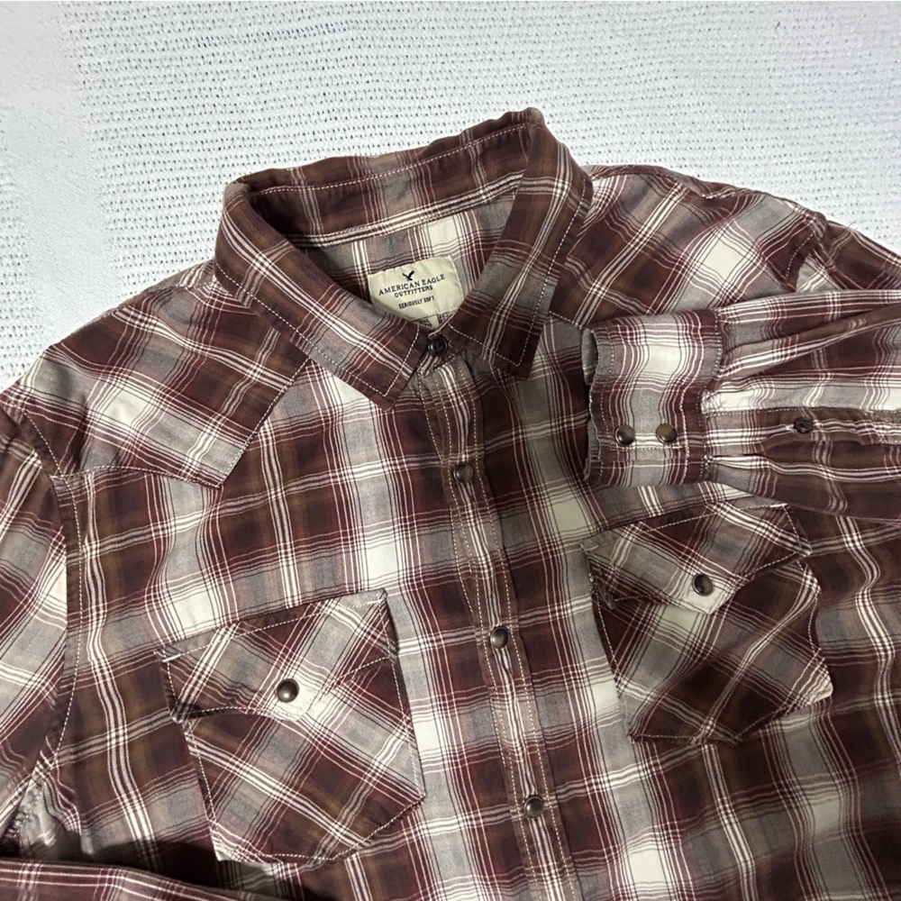 American Eagle Men’s XXL 
Brown Cream Plaid Shirt Pearl Snap Seriously Soft